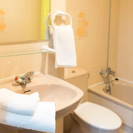 Hotel Gemelos Ii-iv 2*